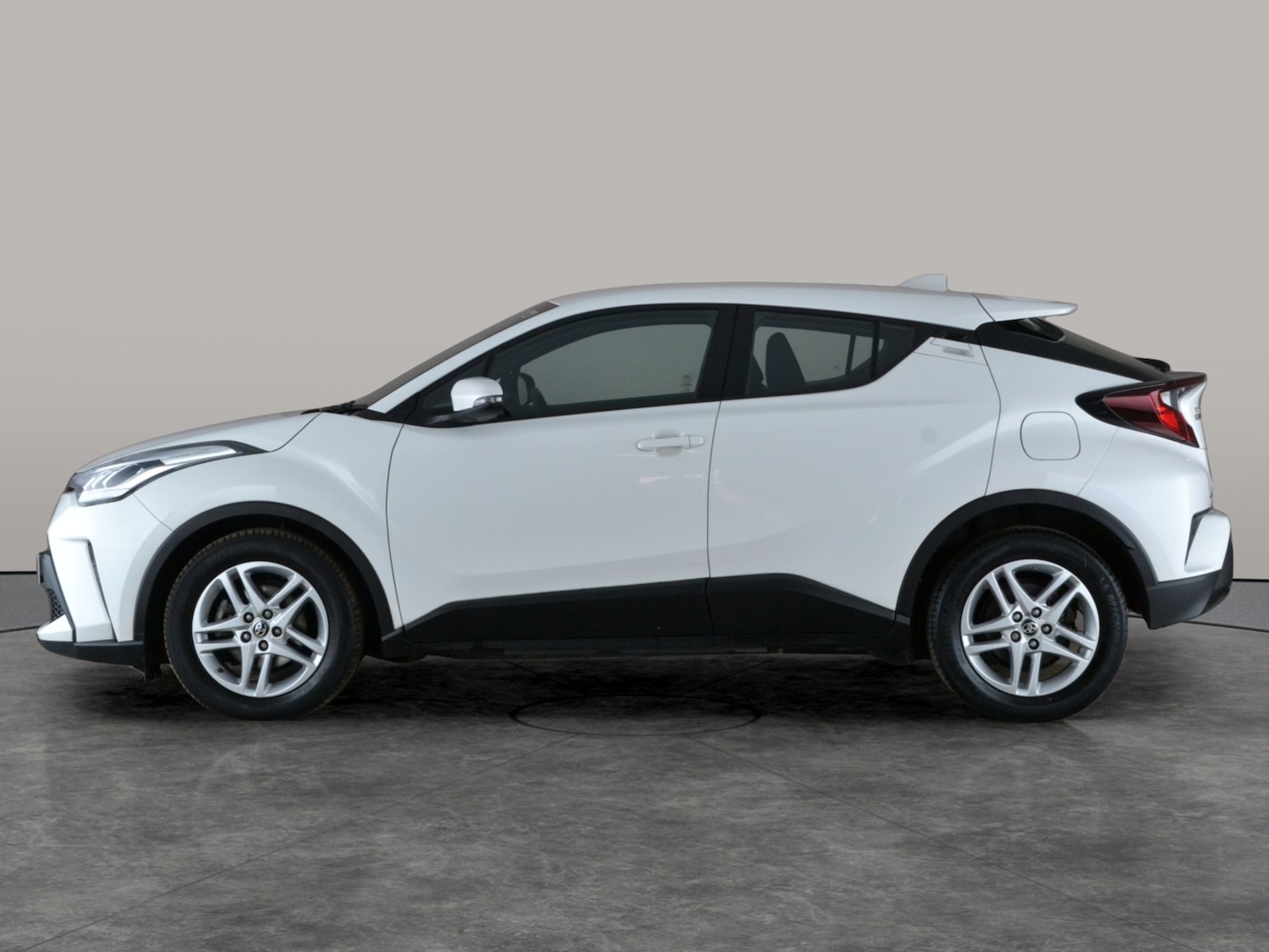 Used Toyota C-HR 2023 for sale - 77981293: Photo 12