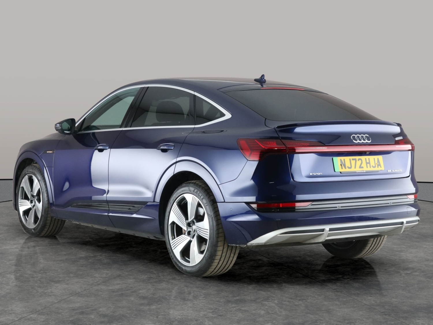 Used Audi e-tron 2022 for sale - 76197009: Photo 17