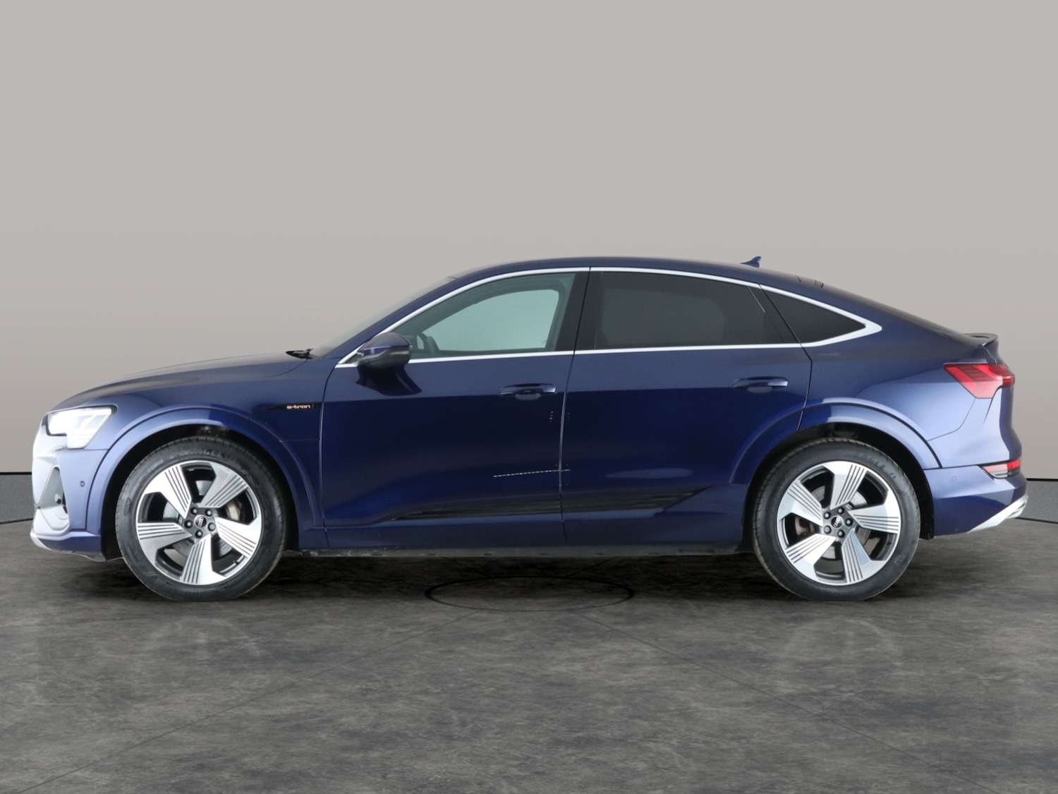 Used Audi e-tron 2022 for sale - 76197009: Photo 18