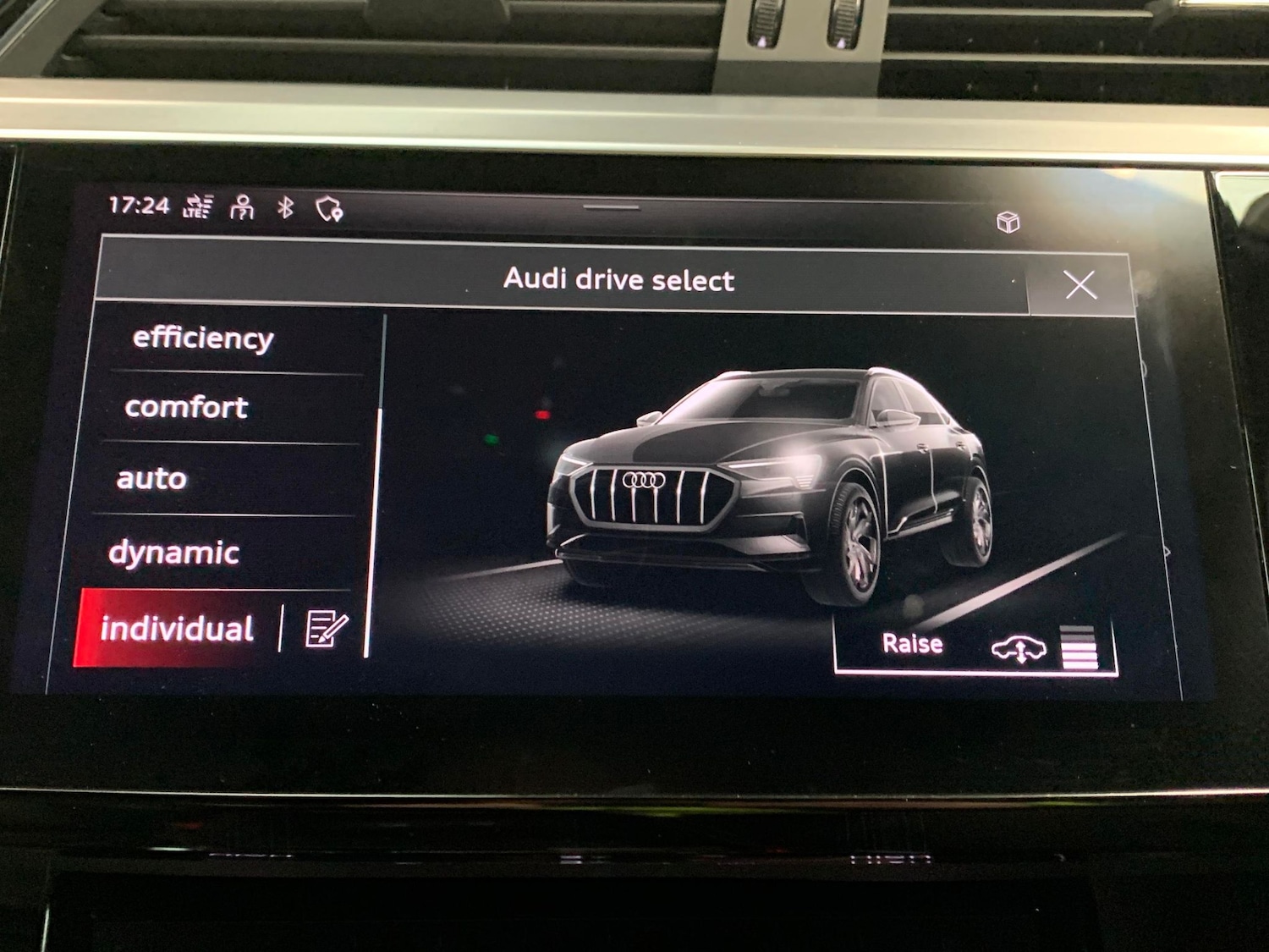 Used Audi e-tron 2022 for sale - 76197009: Photo 22