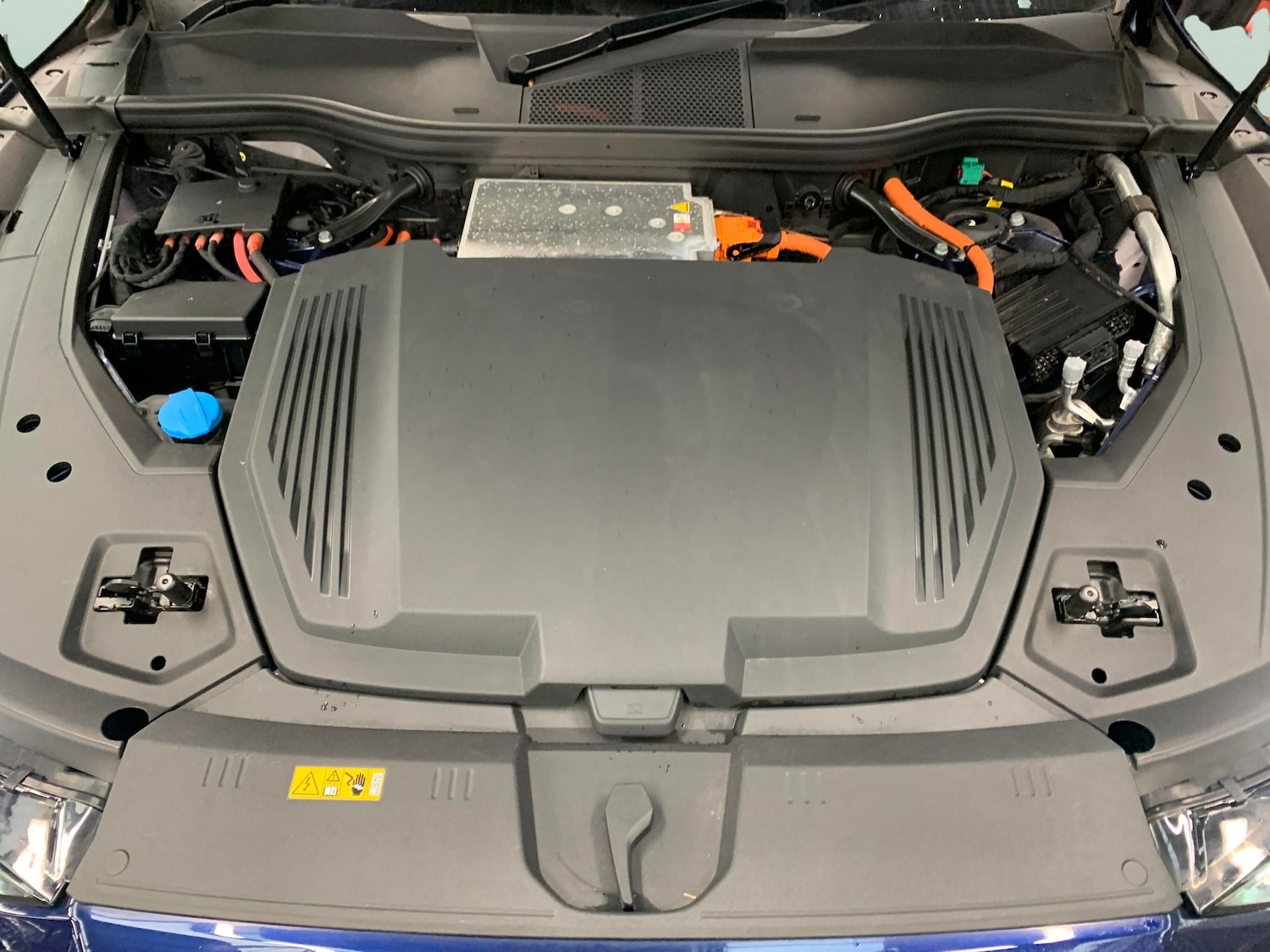 Used Audi e-tron 2022 for sale - 76197009: Photo 46
