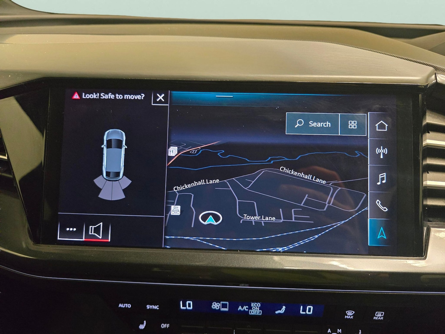 Used Audi Q4 e-tron 2023 for sale - 77255815: Photo 15