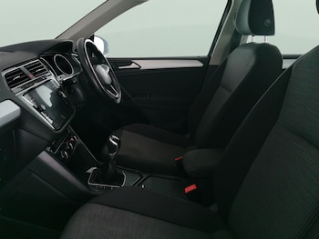 Used Volkswagen Tiguan undefined for sale - 77404262: Photo