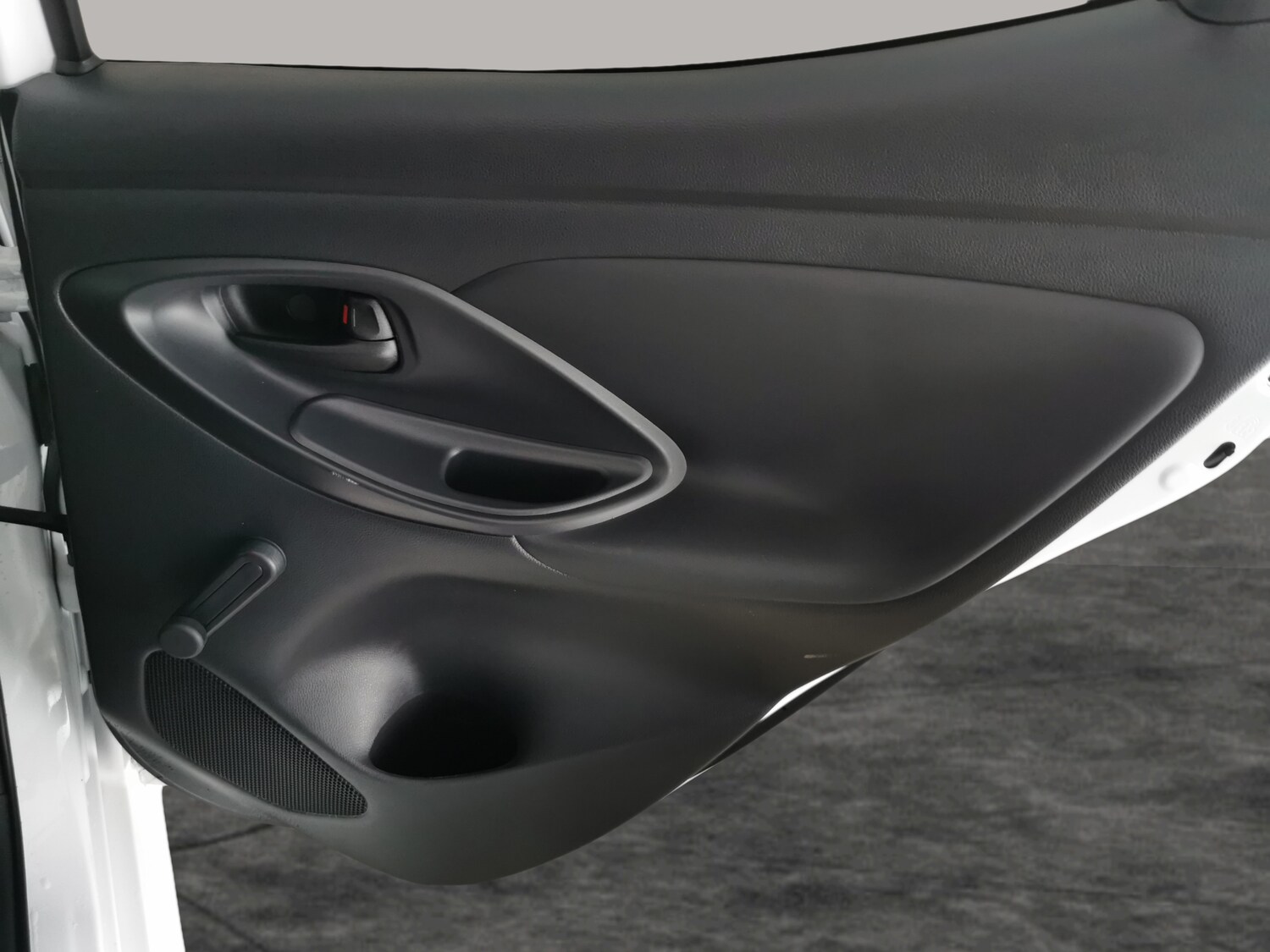 Used Toyota Yaris 2023 for sale - 77706573: Photo 24