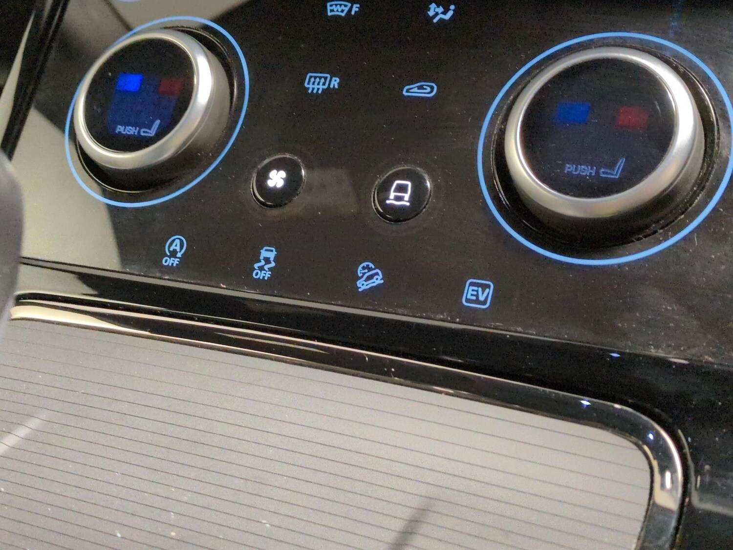 Used Land Rover Range Rover Evoque 2023 for sale - 77578046: Photo 18