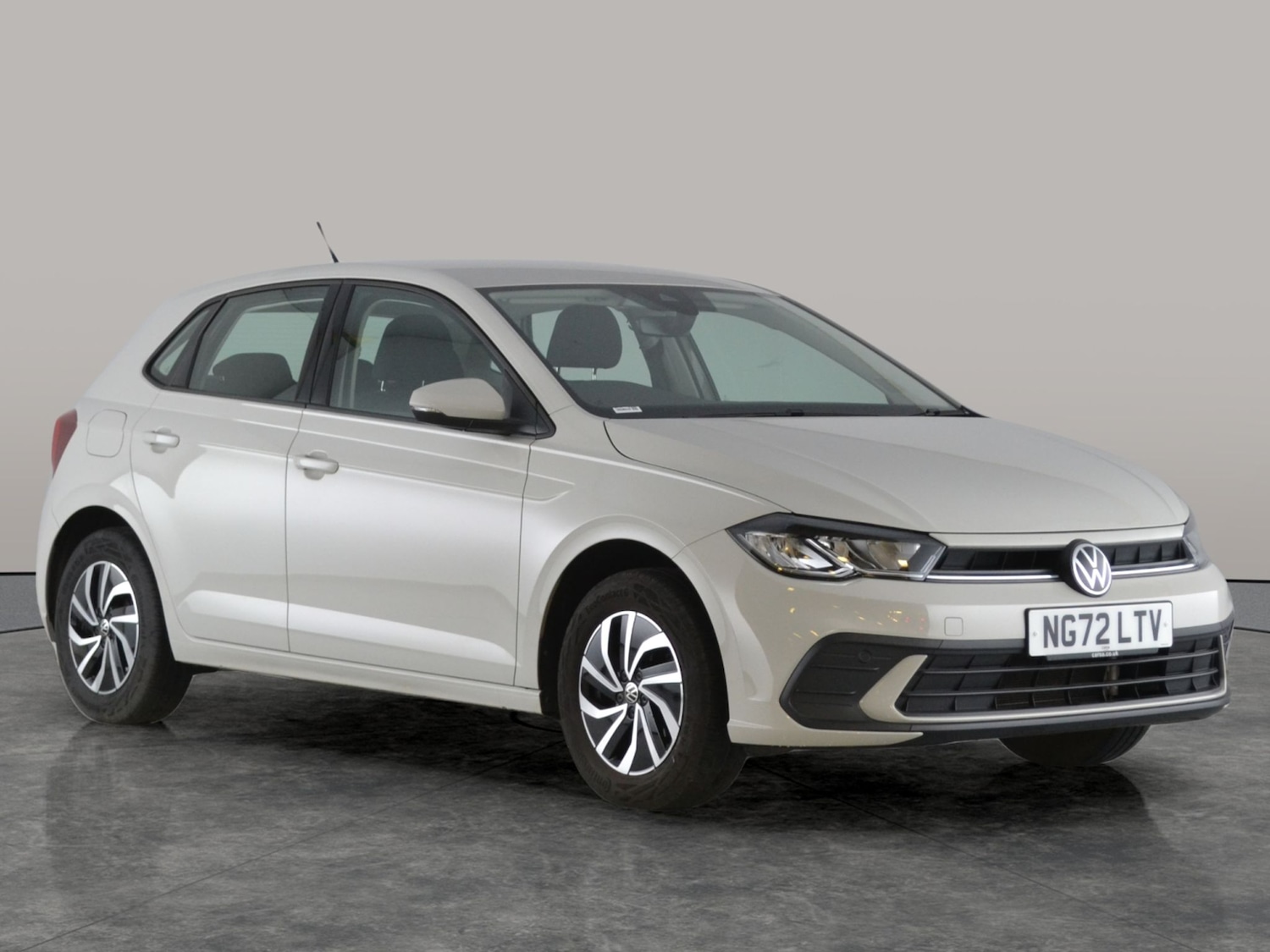 Used Volkswagen Polo 2023 for sale - 77934700: Photo 11