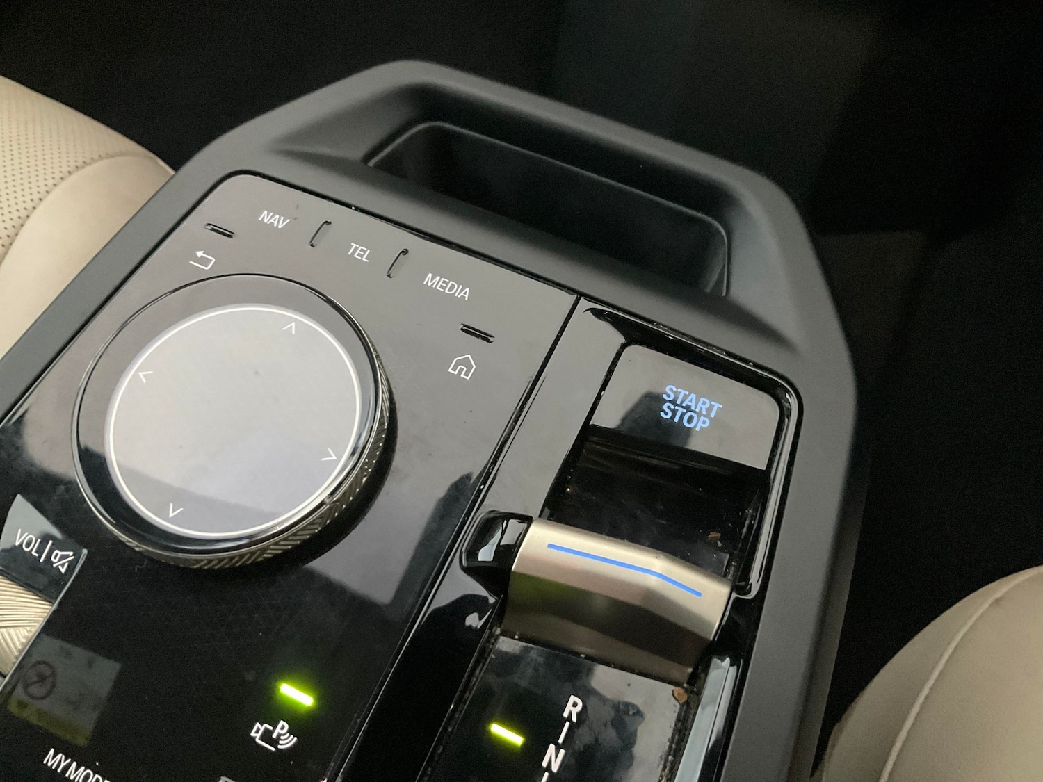 Used BMW iX 2022 for sale - 76738402: Photo 25