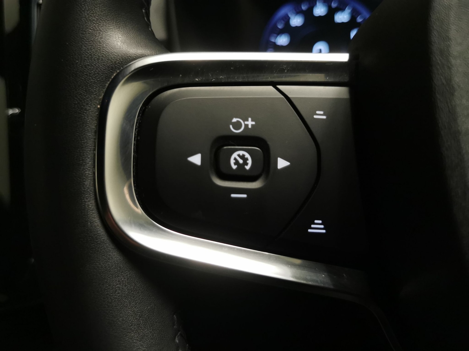 Used Volvo XC40 2021 for sale - 76480087: Photo 20