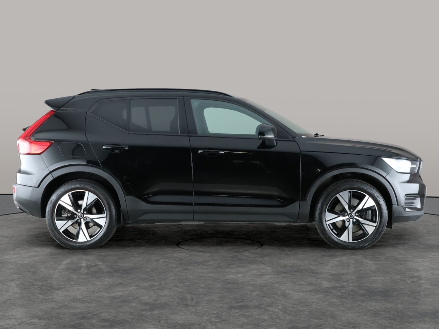 Used Volvo XC40 2021 for sale - 76480087: Photo 9