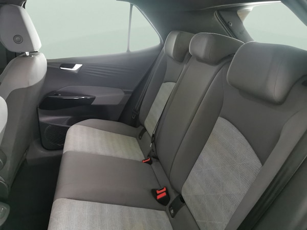 Used Volkswagen ID.3 2023 for sale - 76230203: Photo 31