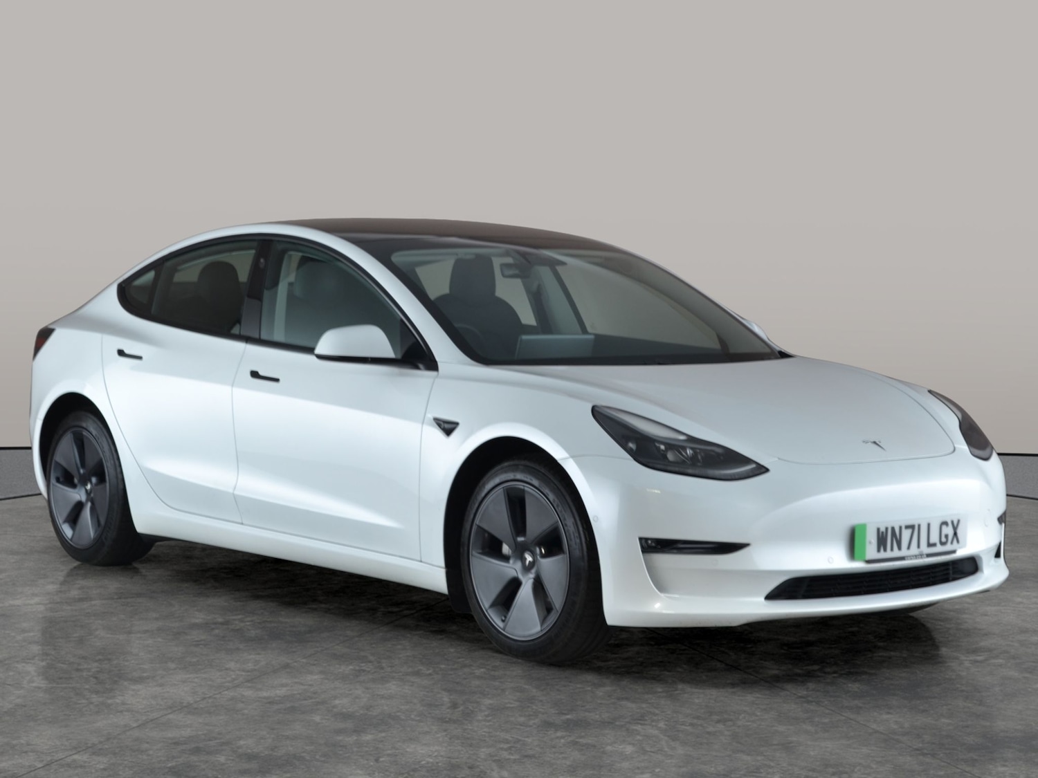 Used Tesla Model 3 2021 for sale - 76935143: Photo 9