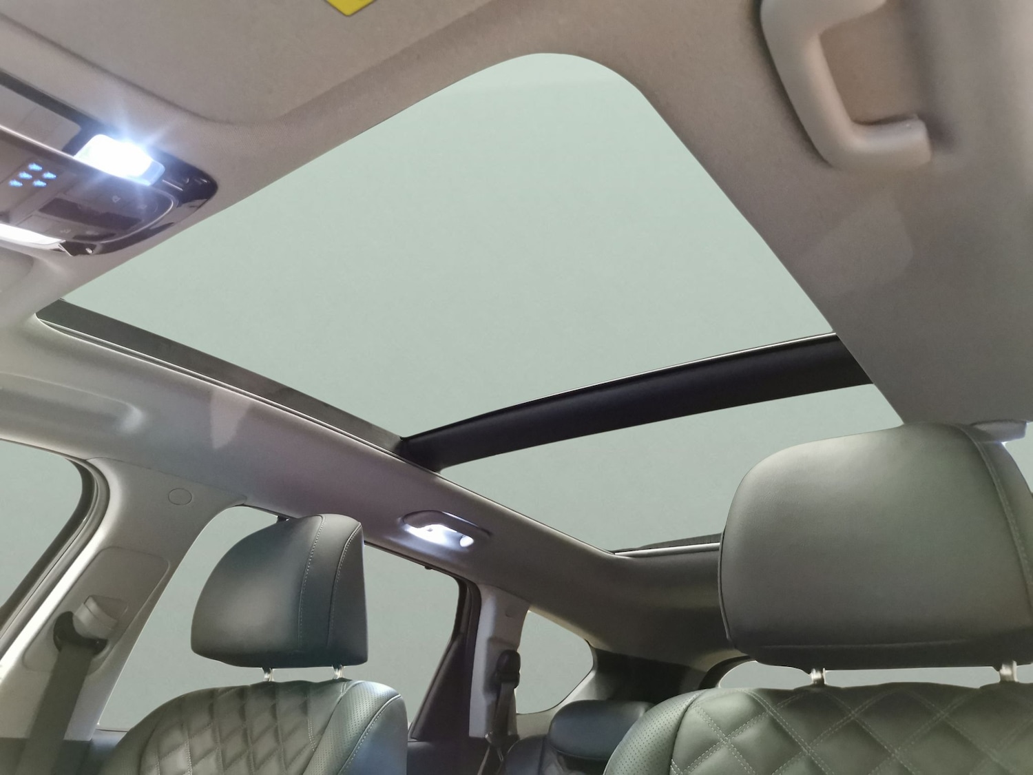 Used Hyundai Santa Fe 2023 for sale - 77911686: Photo 5