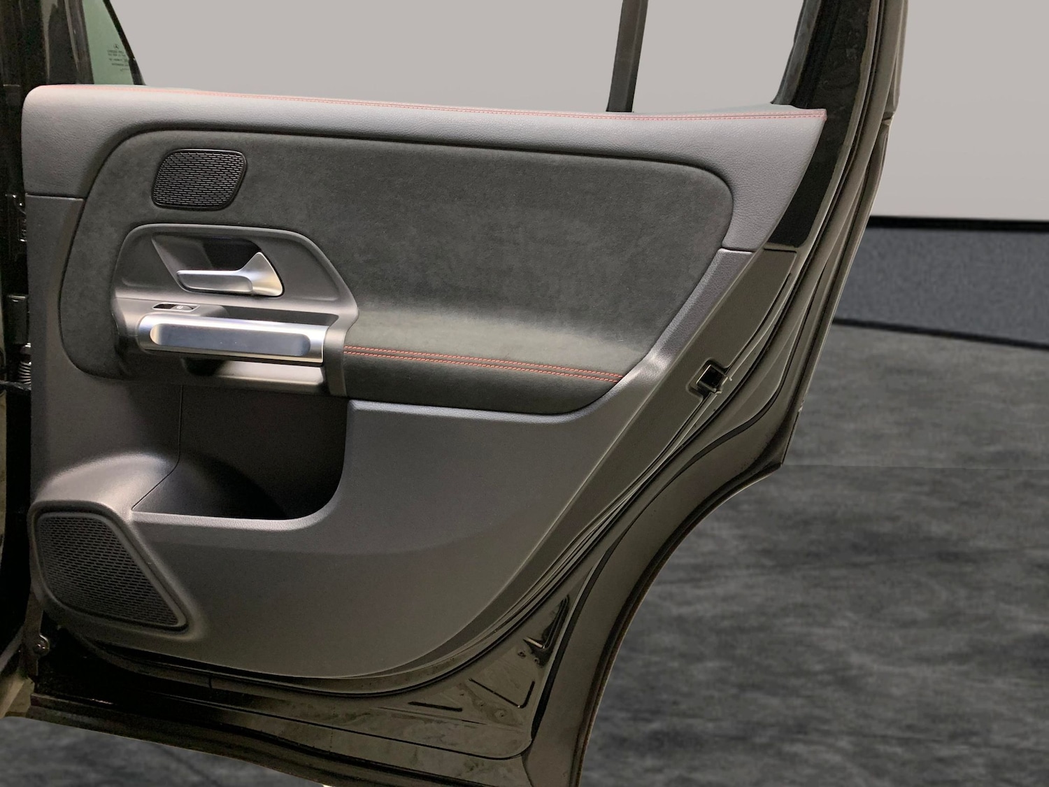 Used Mercedes-Benz EQB 2025 for sale - 77164957: Photo 26