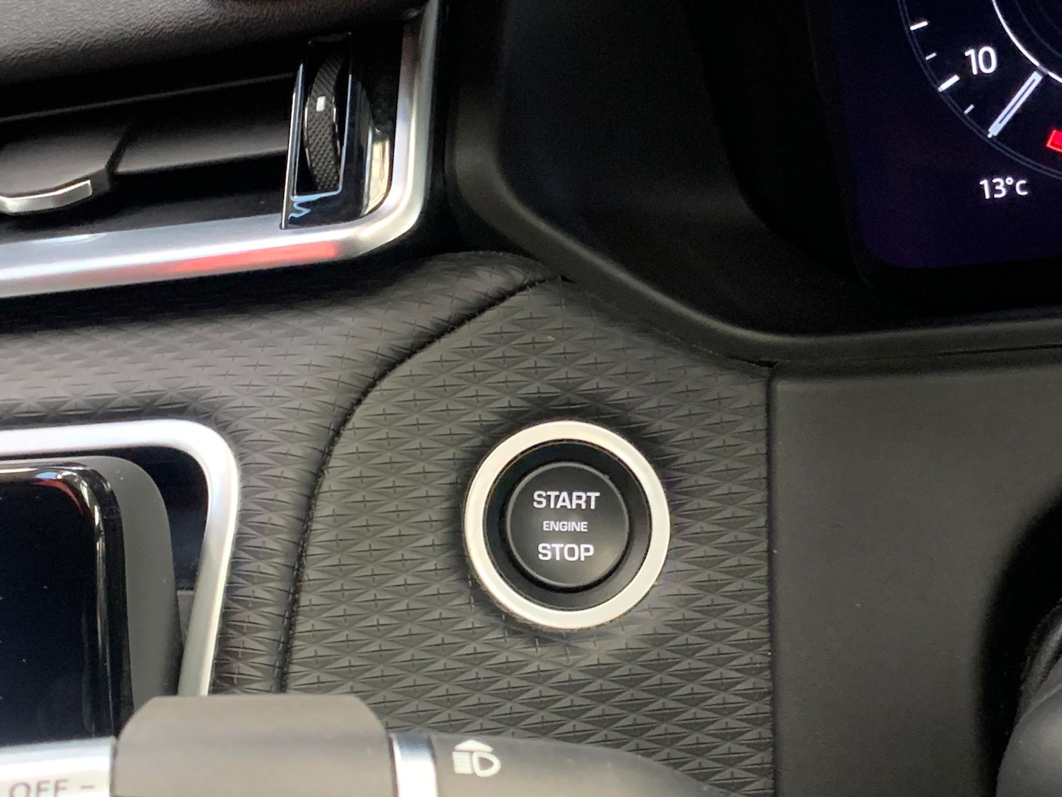 Used Land Rover Range Rover Velar 2021 for sale - 76540347: Photo 21