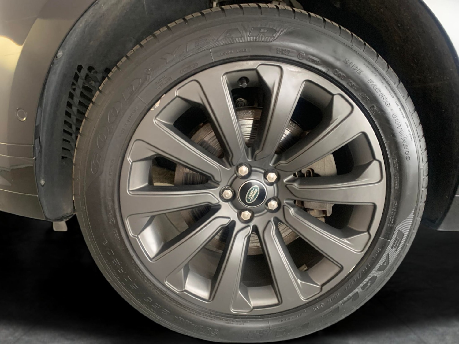 Used Land Rover Range Rover Velar 2021 for sale - 76540347: Photo 27