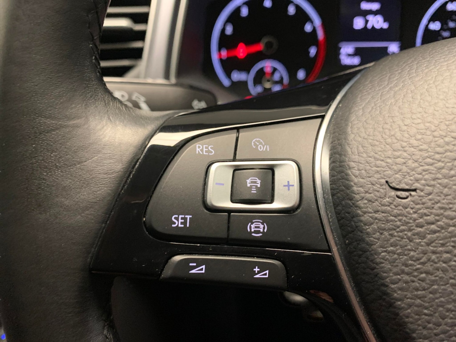 Used Volkswagen T-Roc 2022 for sale - 77663185: Photo 18