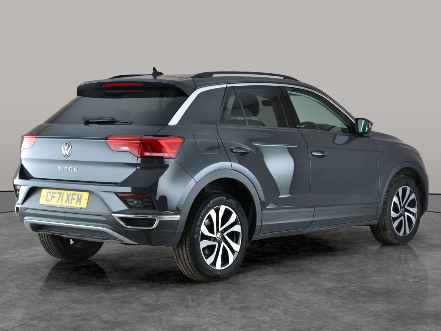 Used Volkswagen T-Roc 2022 for sale - 77164360: Photo 8