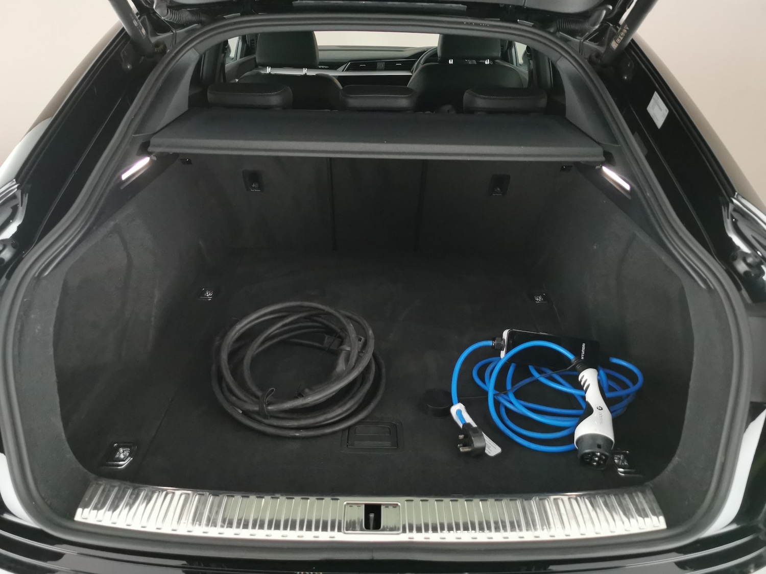 Used Audi e-tron 2023 for sale - 77210878: Photo 33