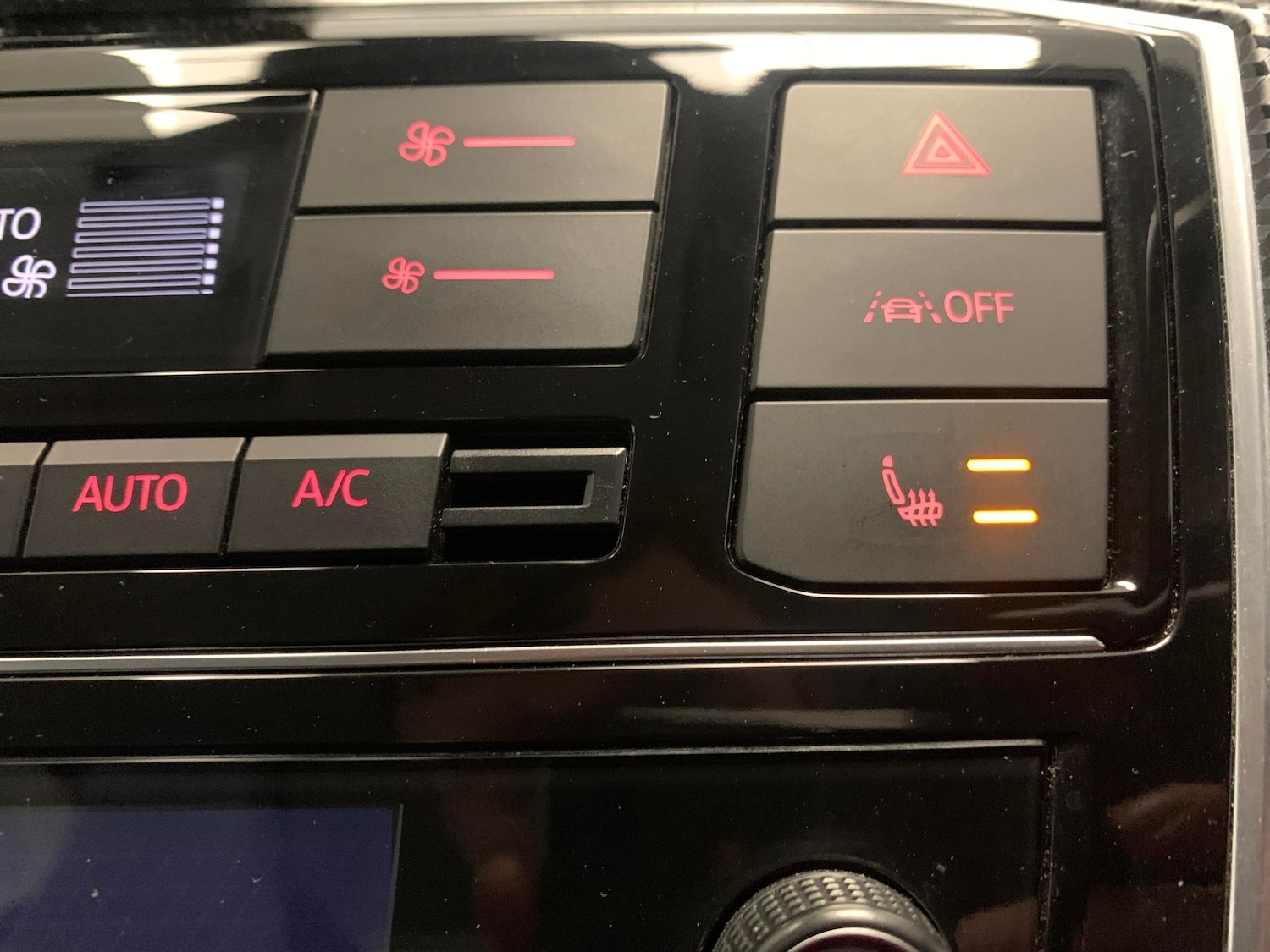 Used Volkswagen up! 2021 for sale - 77170901: Photo 16