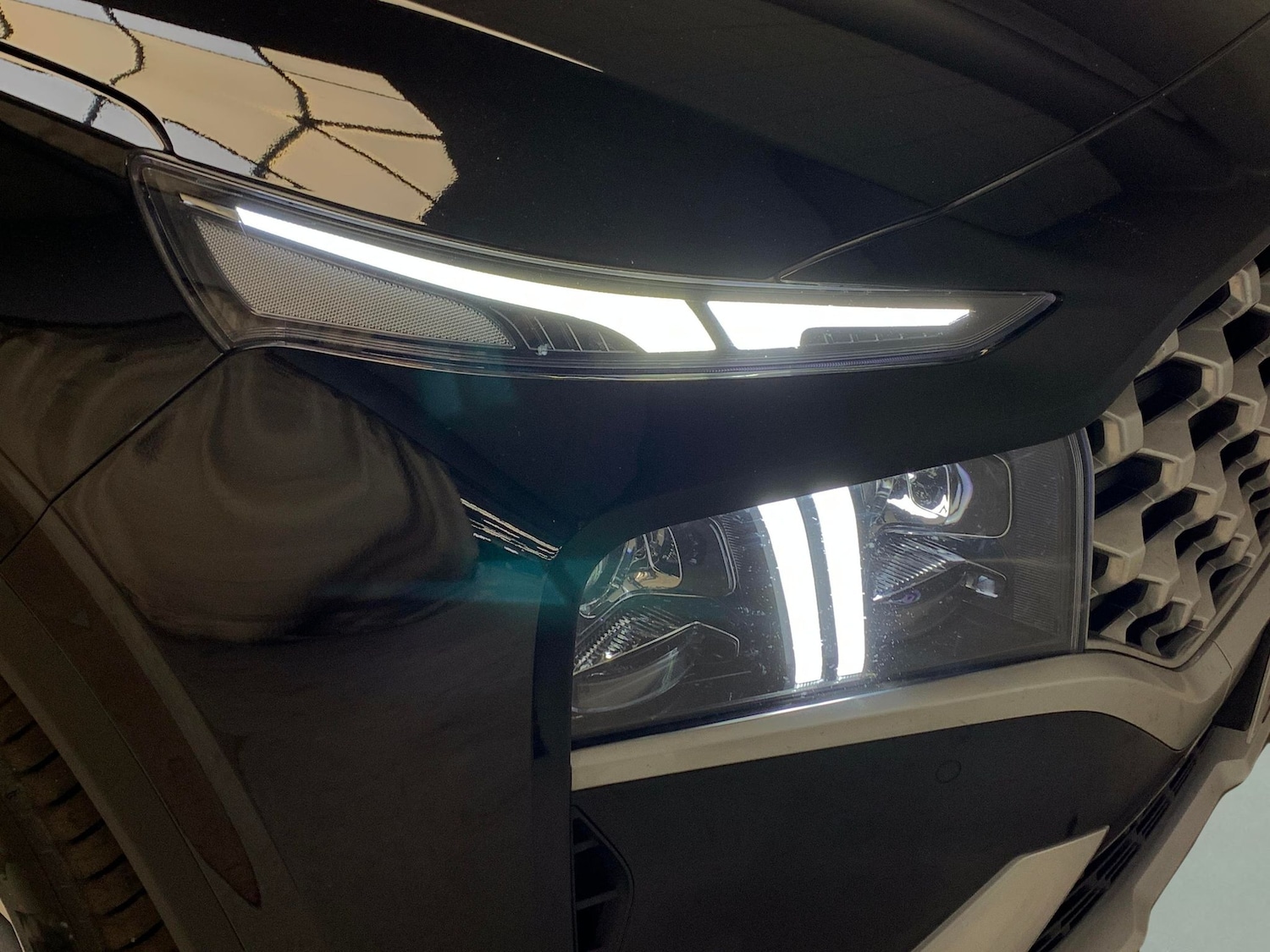 Used Hyundai Santa Fe 2023 for sale - 76612335: Photo 25