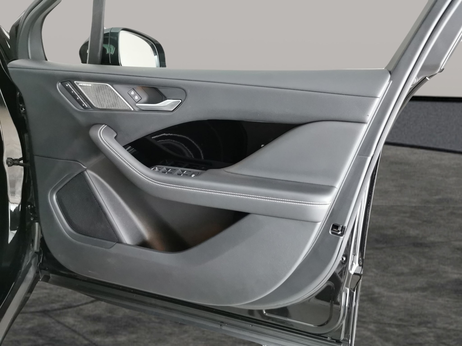 Used Jaguar I-Pace 2024 for sale - 77053094: Photo 32