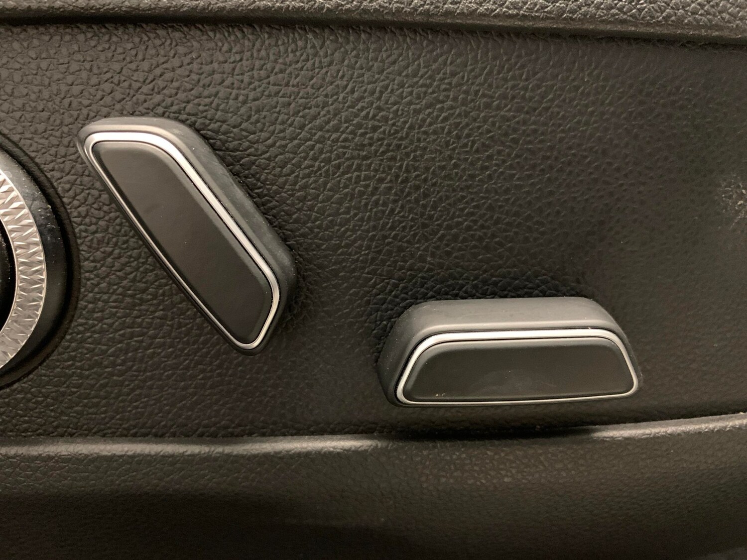 Used Genesis GV60 2022 for sale - 77360933: Photo 17