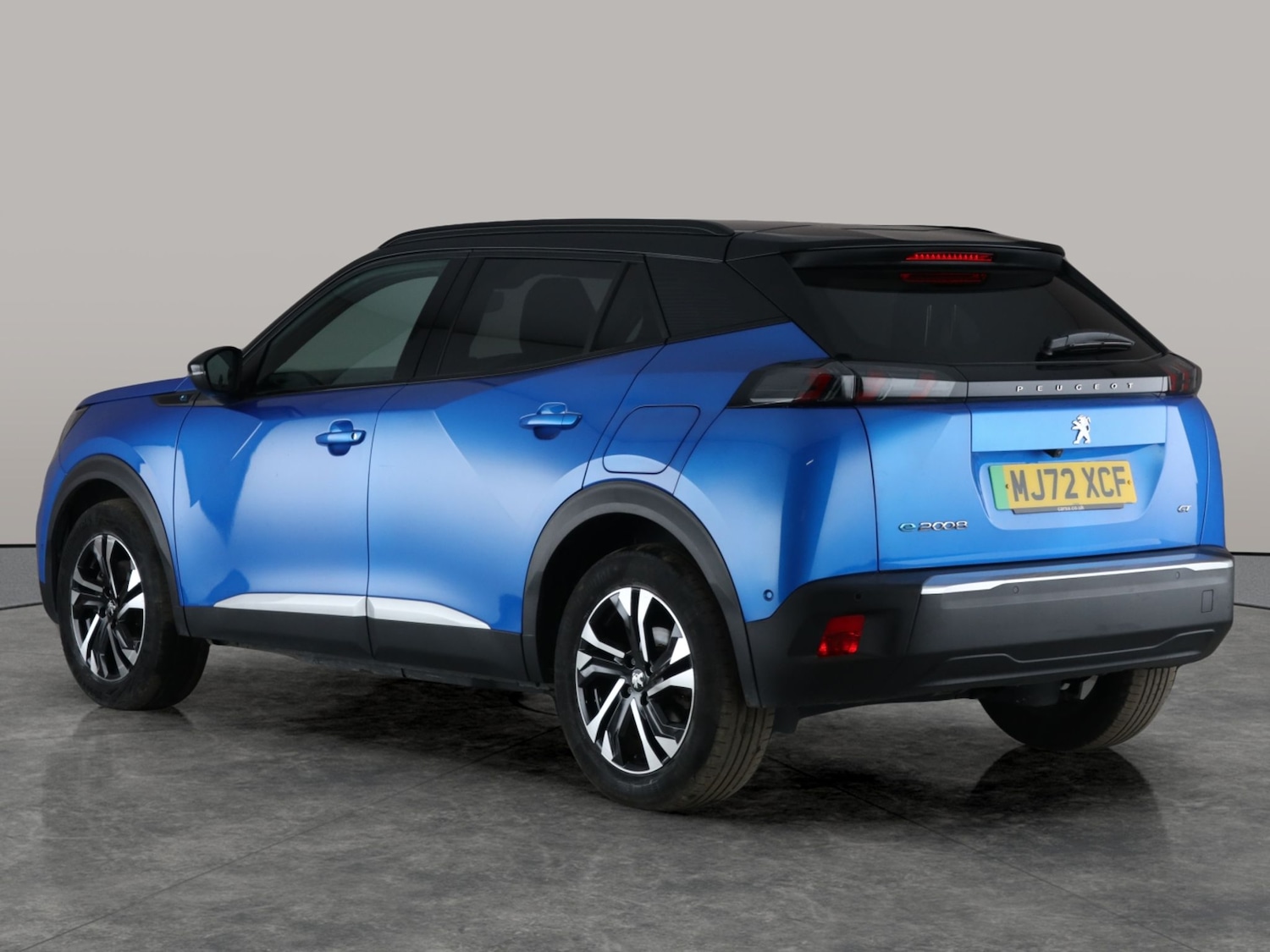 Used Peugeot E-2008 2022 for sale - 76895043: Photo 12