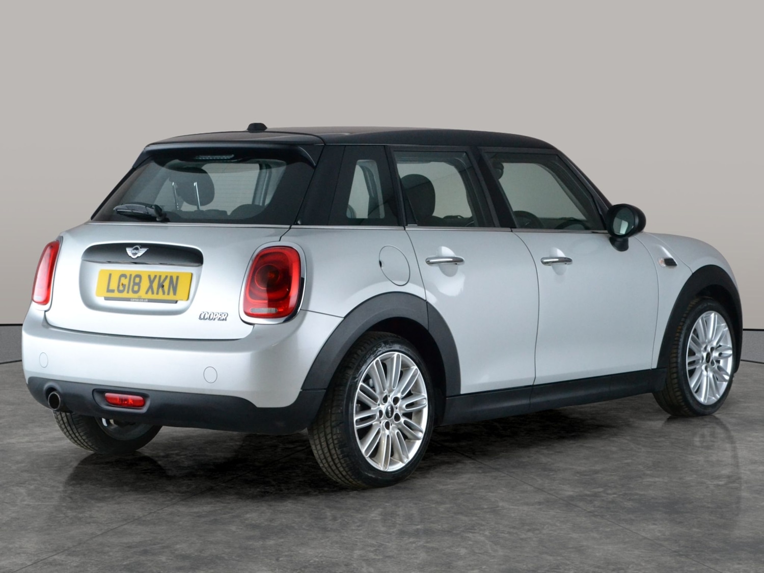 Used MINI Hatch 2018 for sale - 78103930: Photo 9