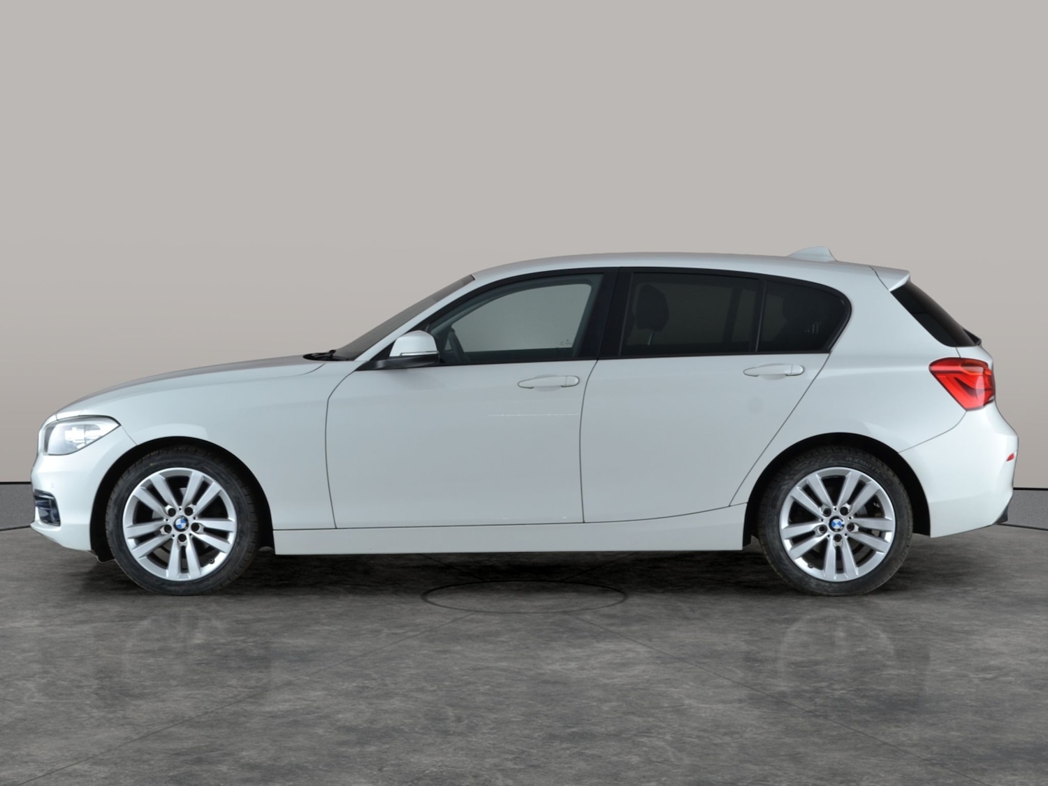 Used BMW 1 Series 2019 for sale - 77110199: Photo 12