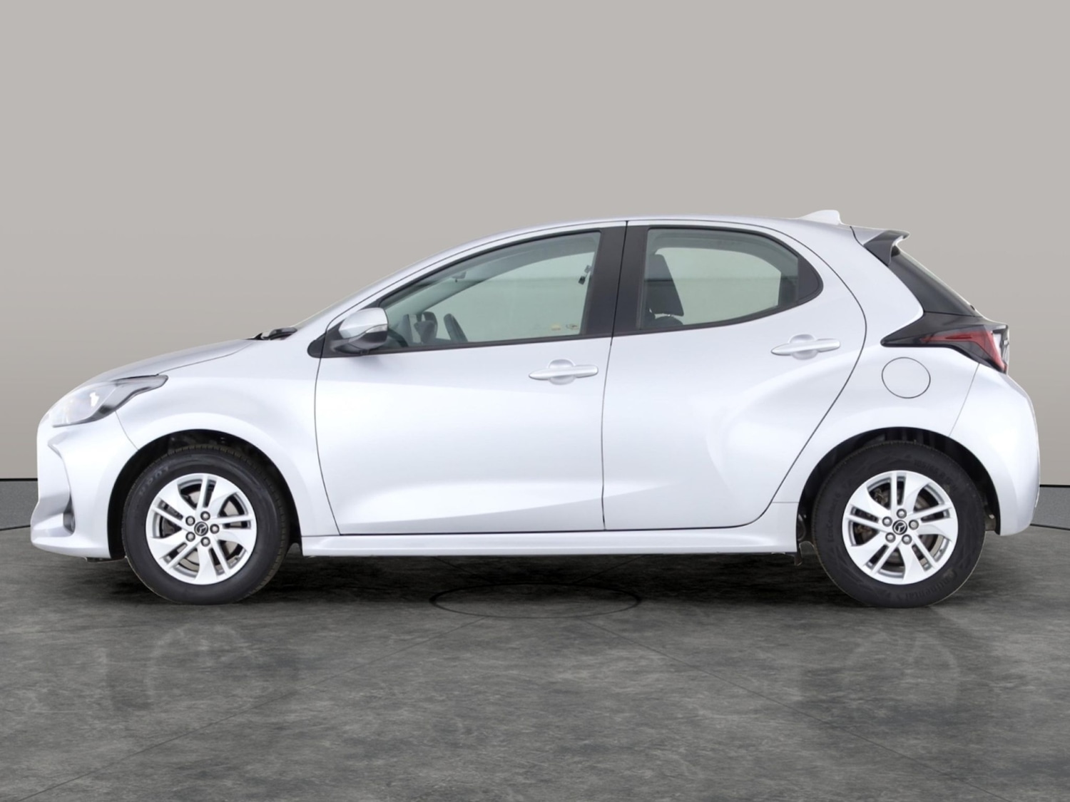 Used Mazda Mazda2 HYBRID 2022 for sale - 77389381: Photo 9