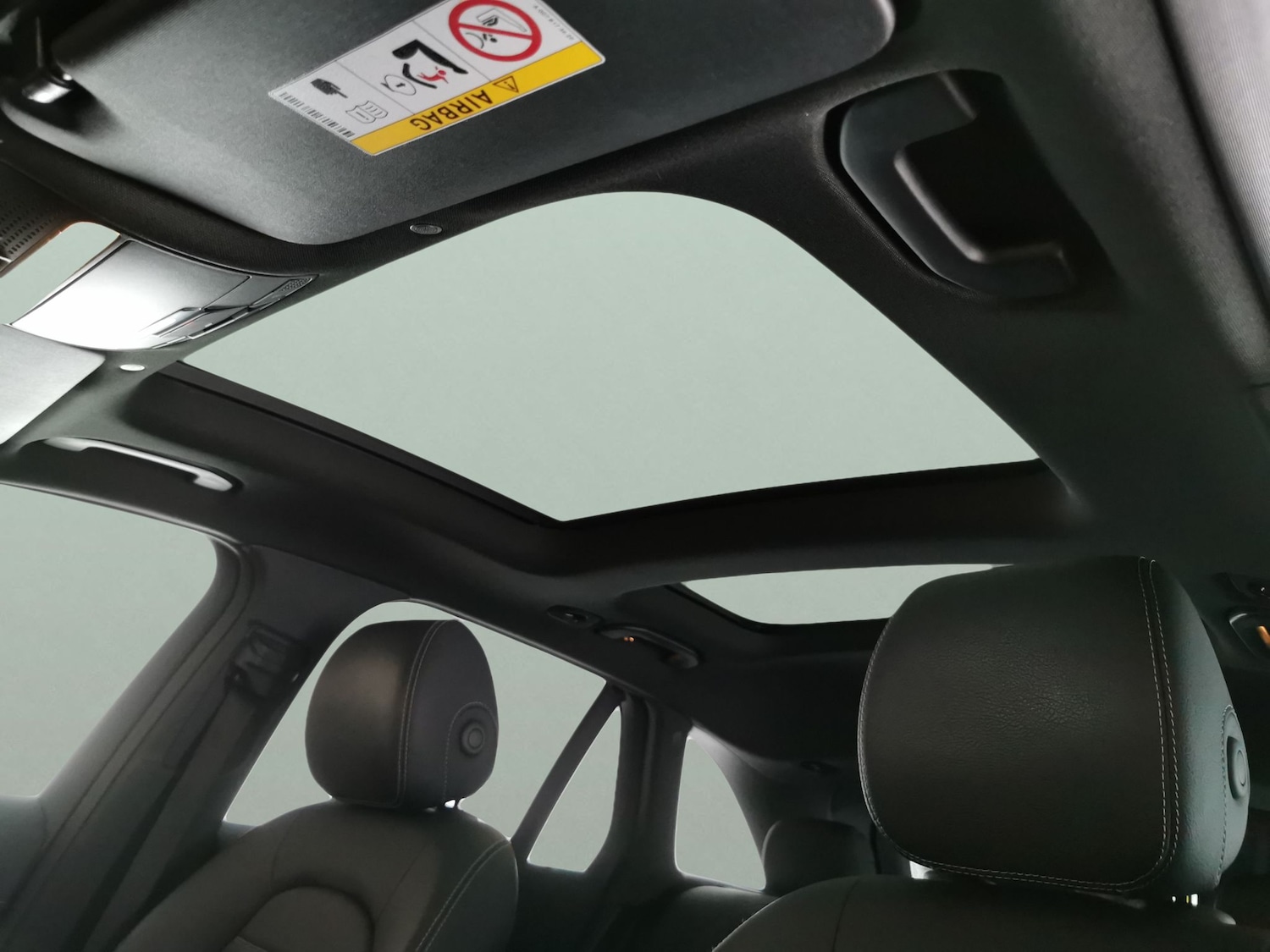 Used Mercedes-Benz GLC 2021 for sale - 77639875: Photo 5