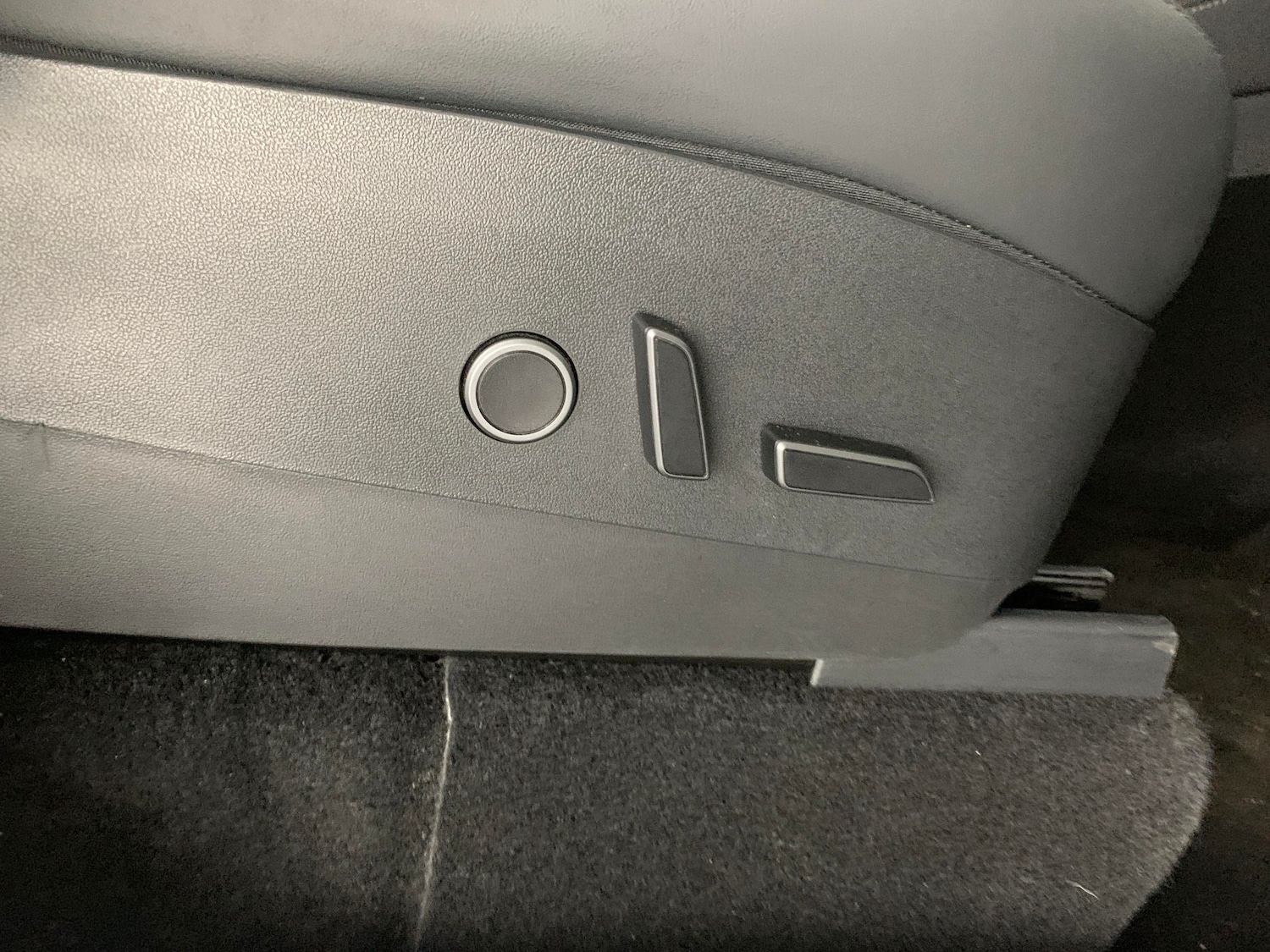 Used Tesla Model Y 2022 for sale - 76542603: Photo 24