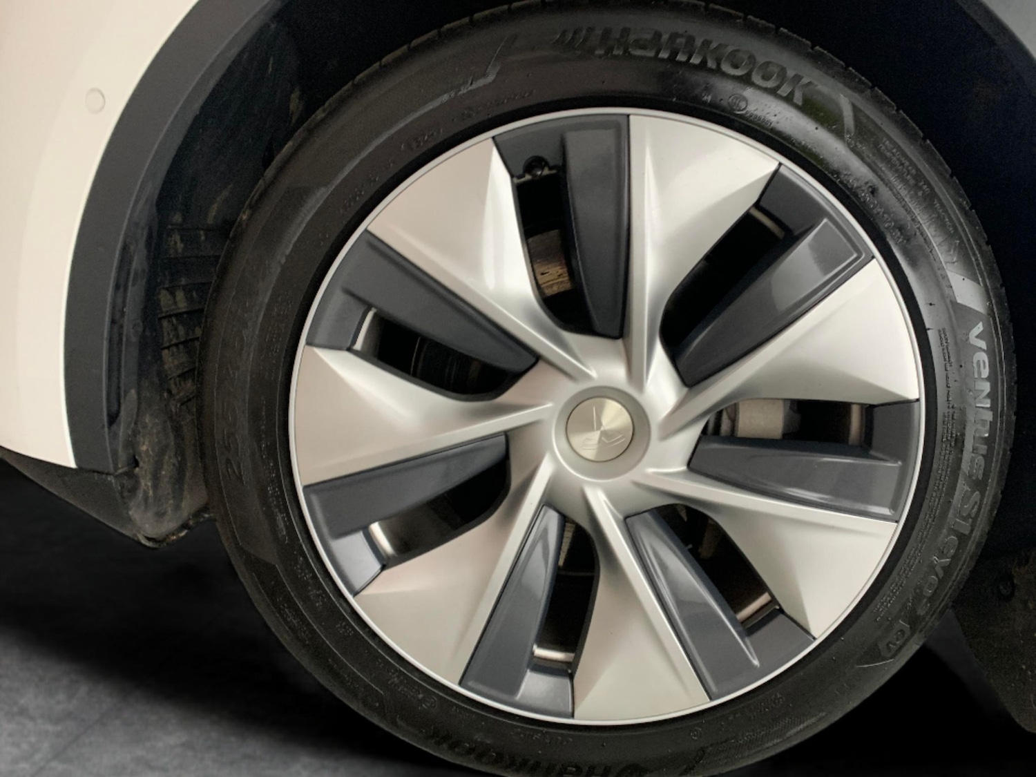 Used Tesla Model Y 2022 for sale - 76542603: Photo 25