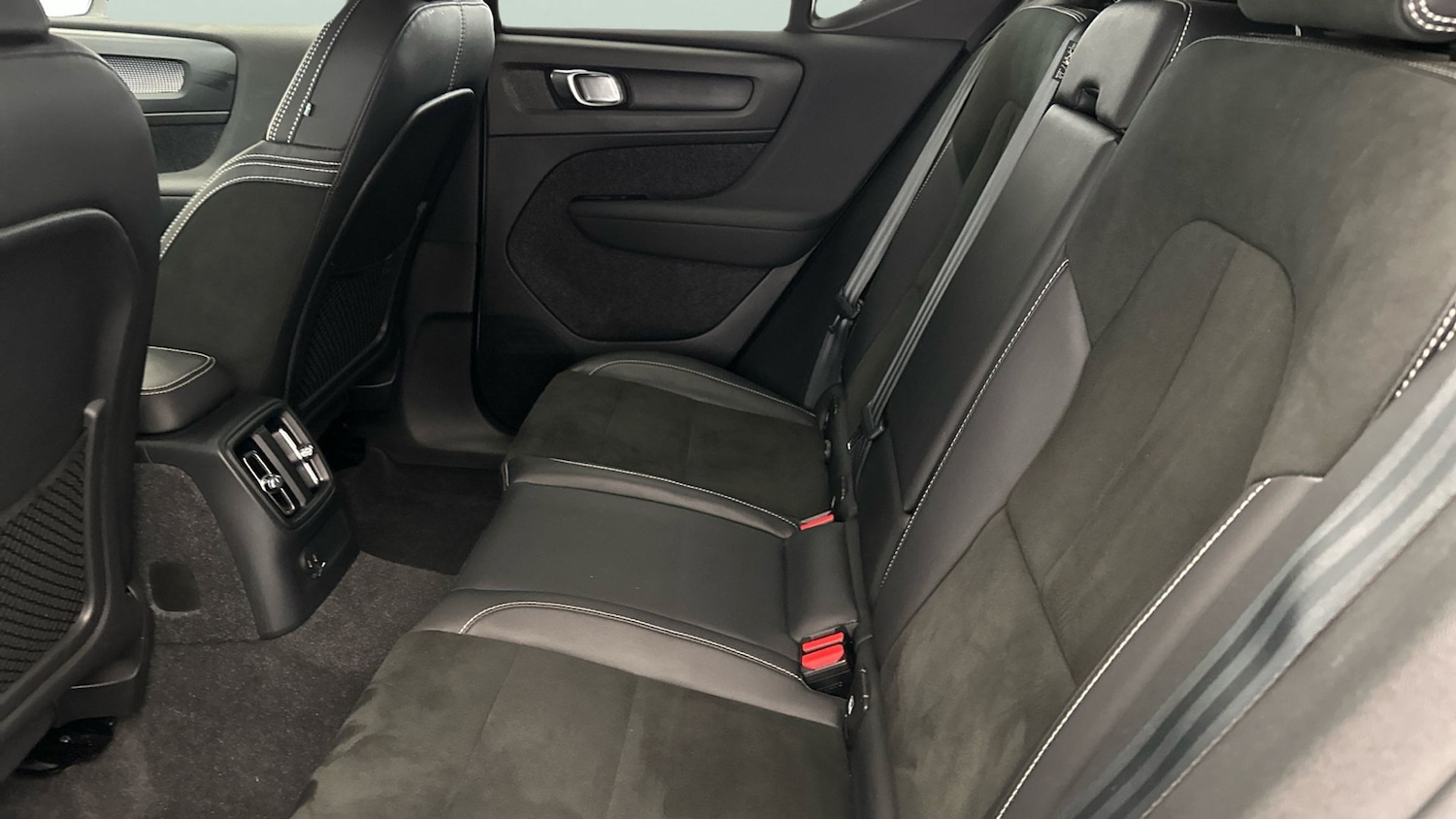 Used Volvo XC40 2022 for sale - 76599755: Photo 17