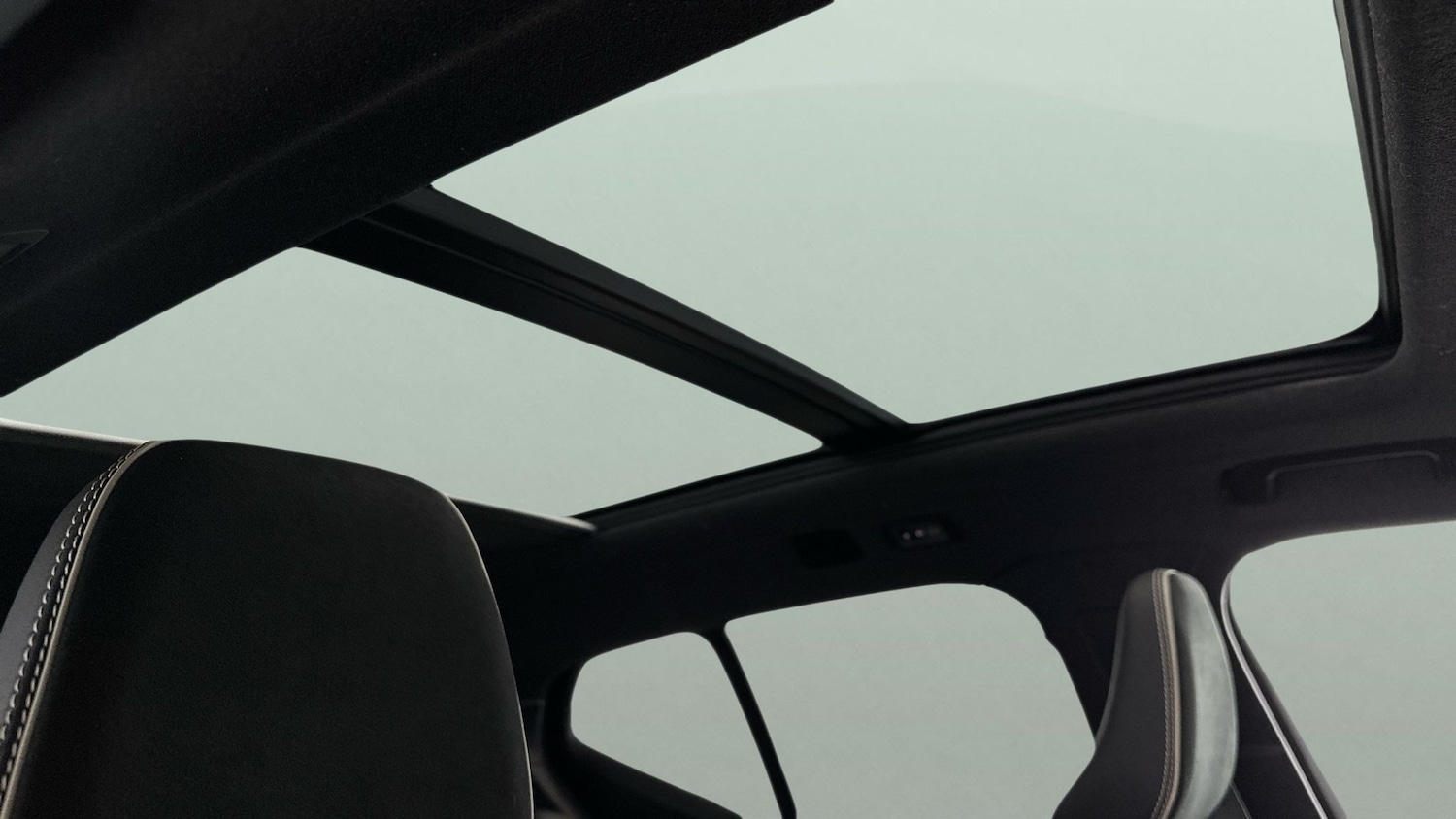 Used Volvo XC40 2022 for sale - 76599755: Photo 26