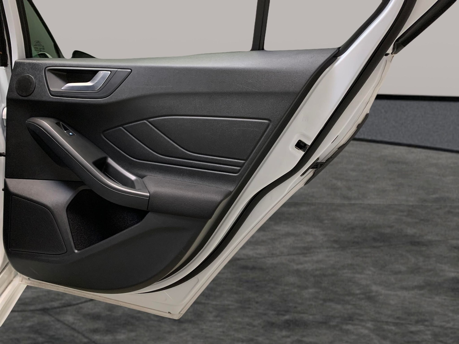 Used Ford Focus 2023 for sale - 76410860: Photo 37