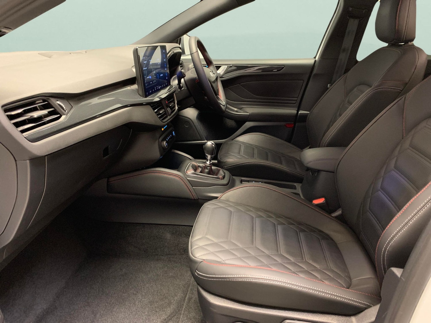 Used Ford Focus 2023 for sale - 76410860: Photo 4