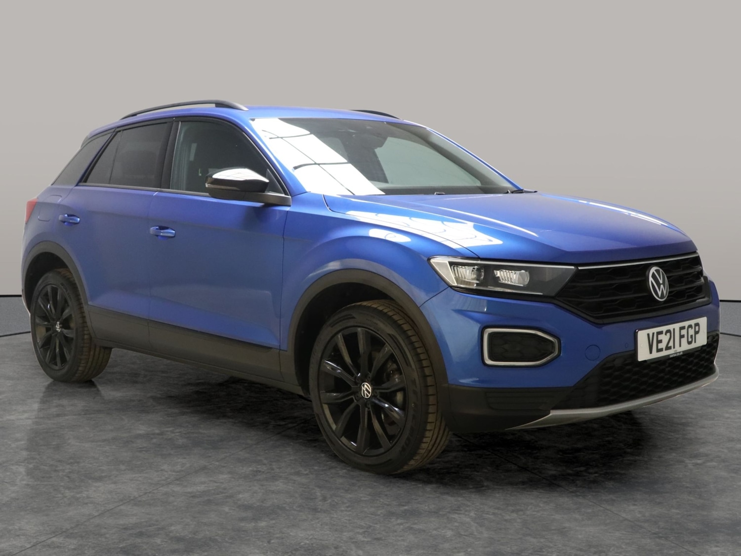 Used Volkswagen T-Roc 2021 for sale - 76155917: Photo 9