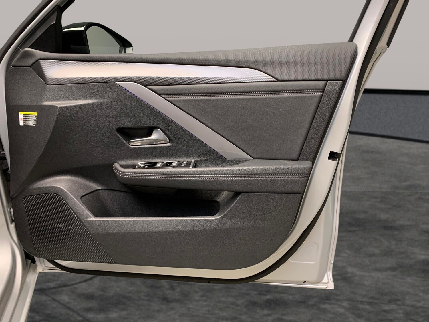 Used Vauxhall Astra 2024 for sale - 77810659: Photo 29