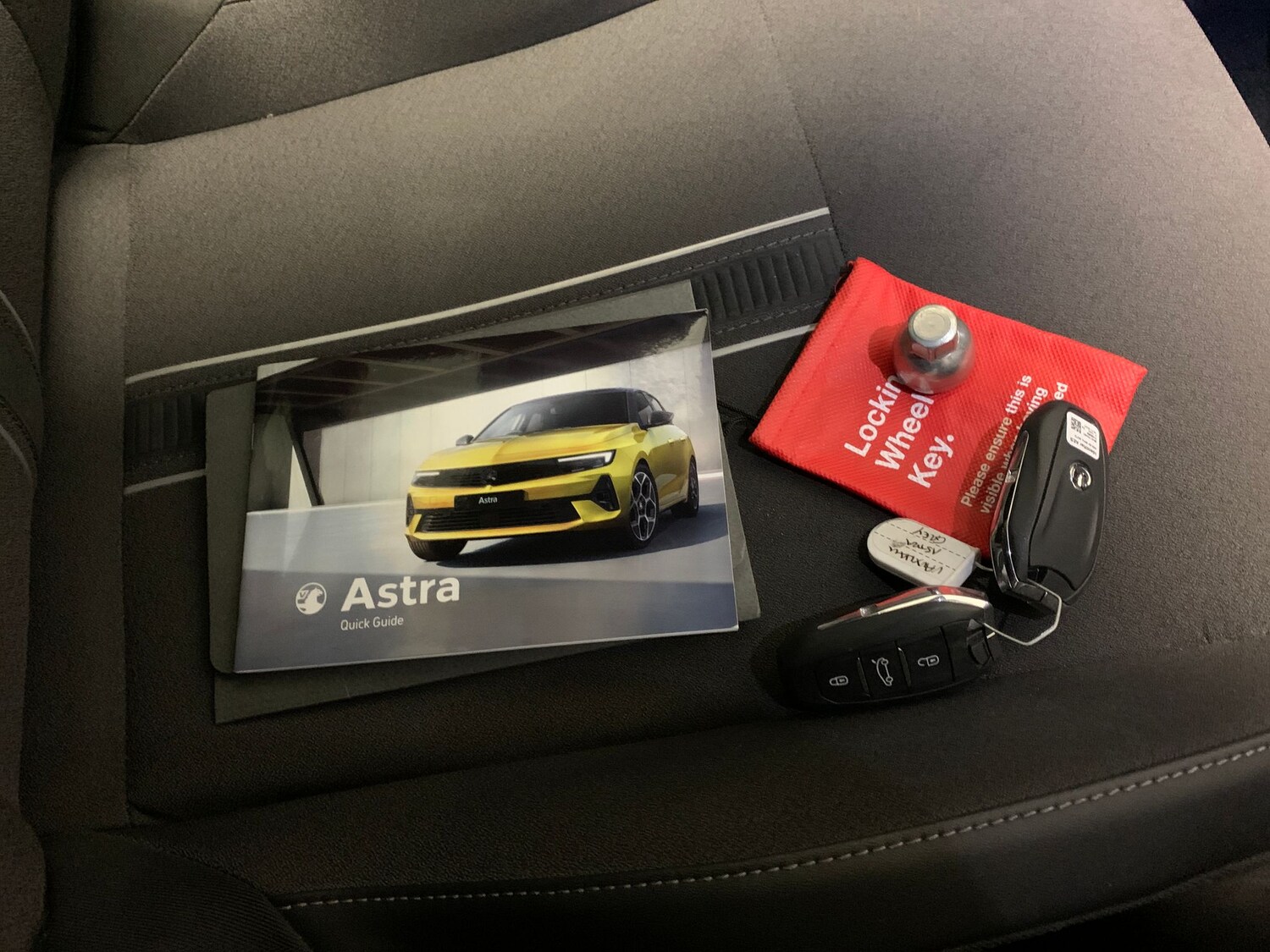 Used Vauxhall Astra 2024 for sale - 77810659: Photo 30