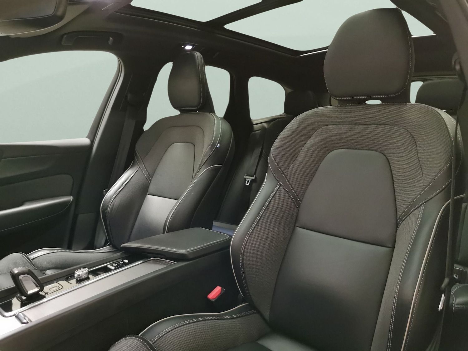 Used Volvo XC60 2022 for sale - 76128691: Photo 18