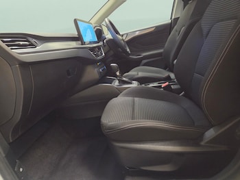 Used Ford Focus 2024 for sale - 79171997: Photo