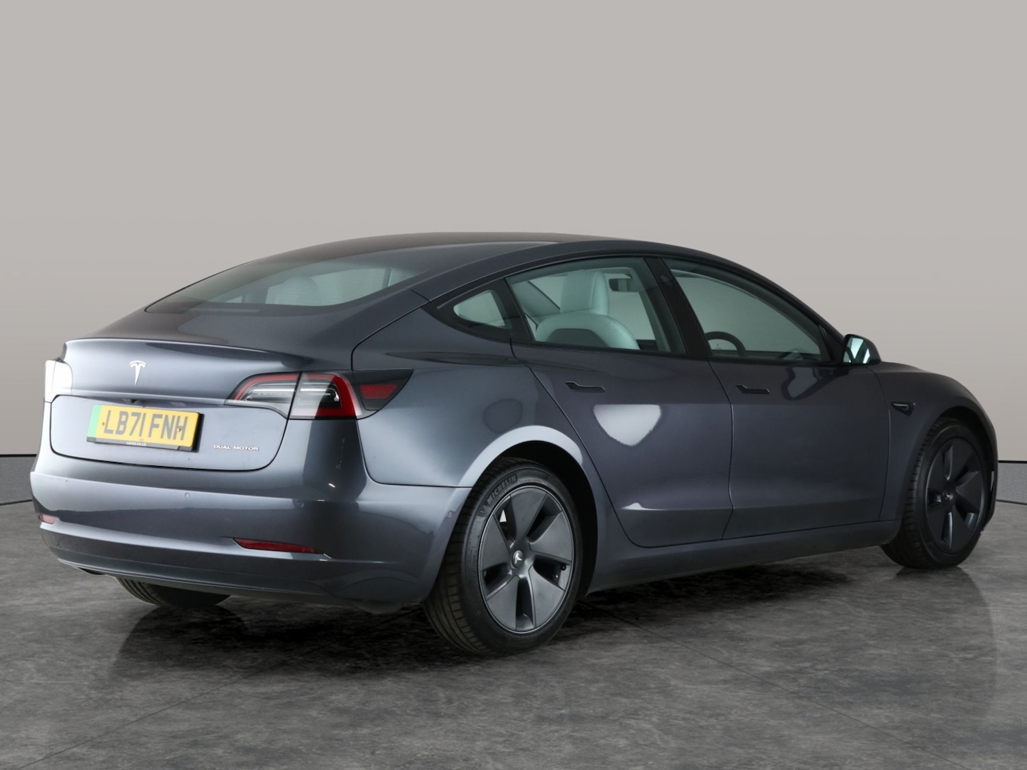 Used Tesla Model 3 2021 for sale - 76672766: Photo 13