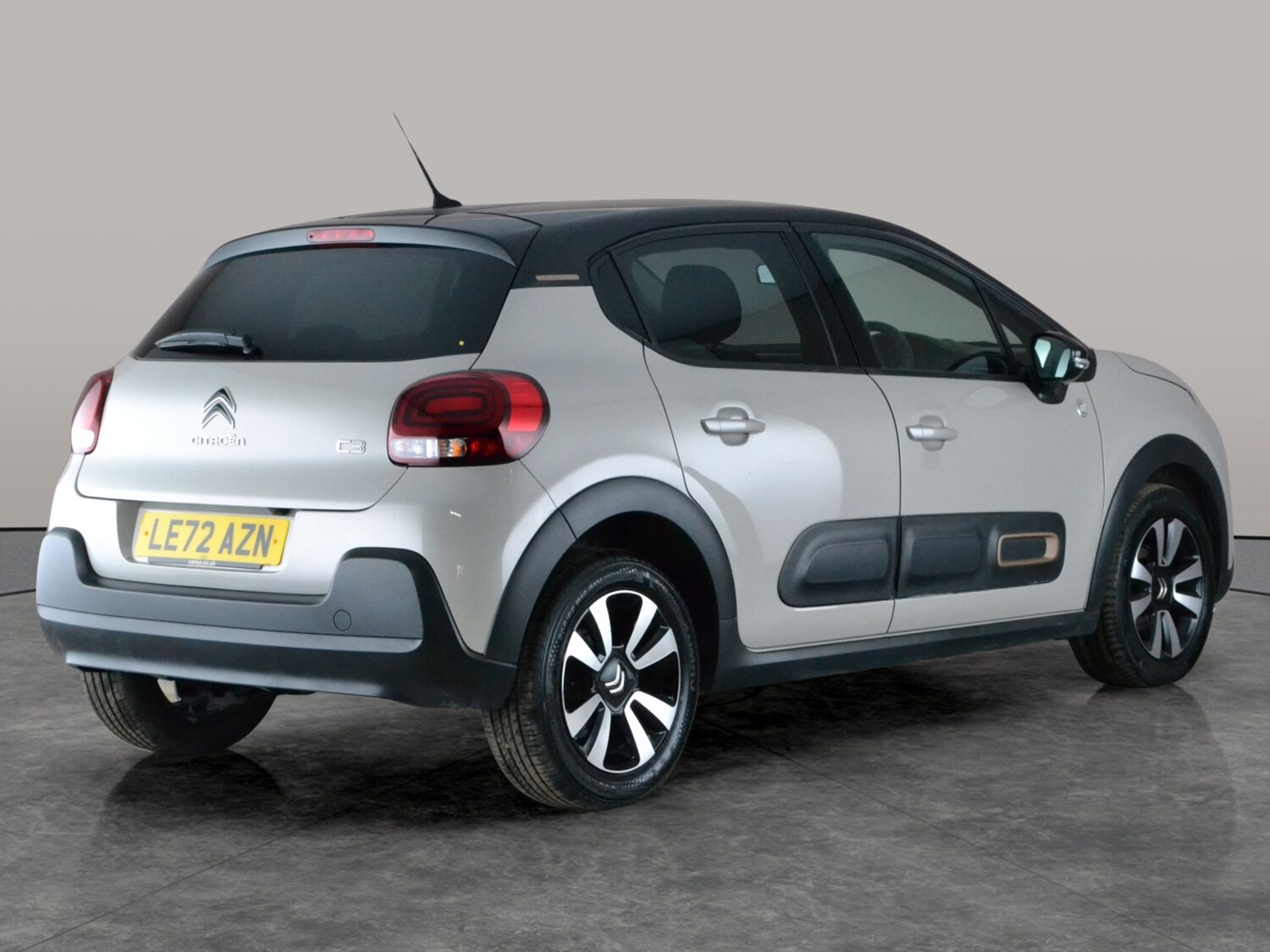 Used Citroen C3 2023 for sale - 77888125: Photo 9