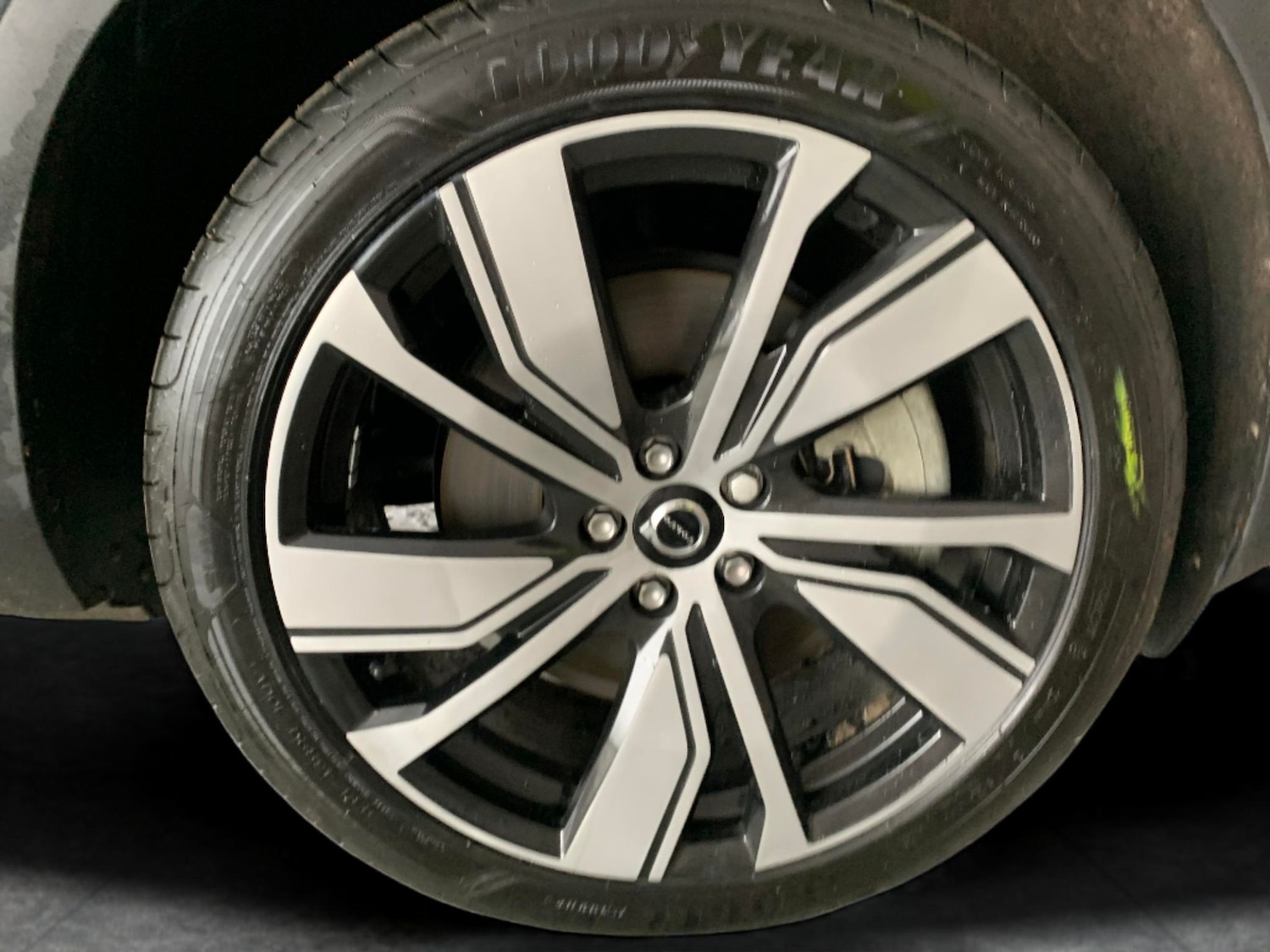 Used Volvo XC40 2021 for sale - 76704172: Photo 30