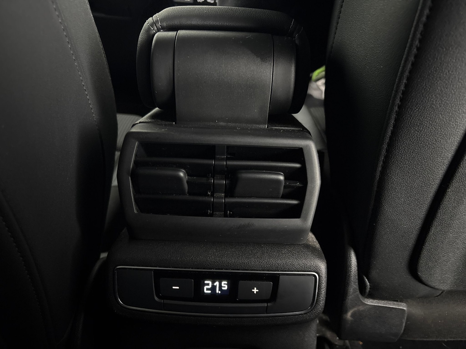 Used Audi Q4 e-tron 2023 for sale - 77418092: Photo 25