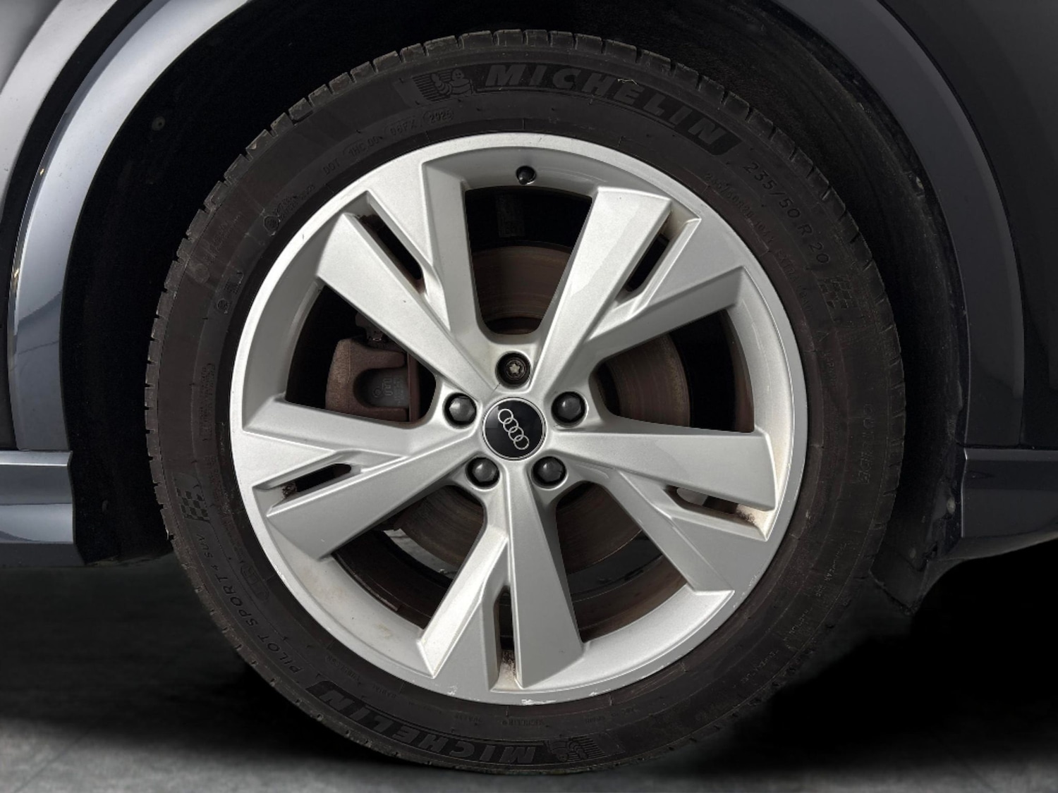 Used Audi Q4 e-tron 2023 for sale - 77418092: Photo 28