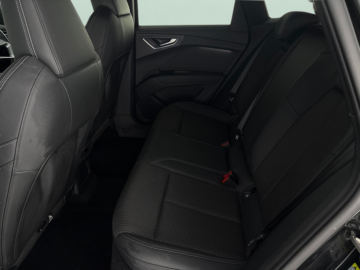 Used Audi Q4 e-tron 2023 for sale - 77418092: Photo 30