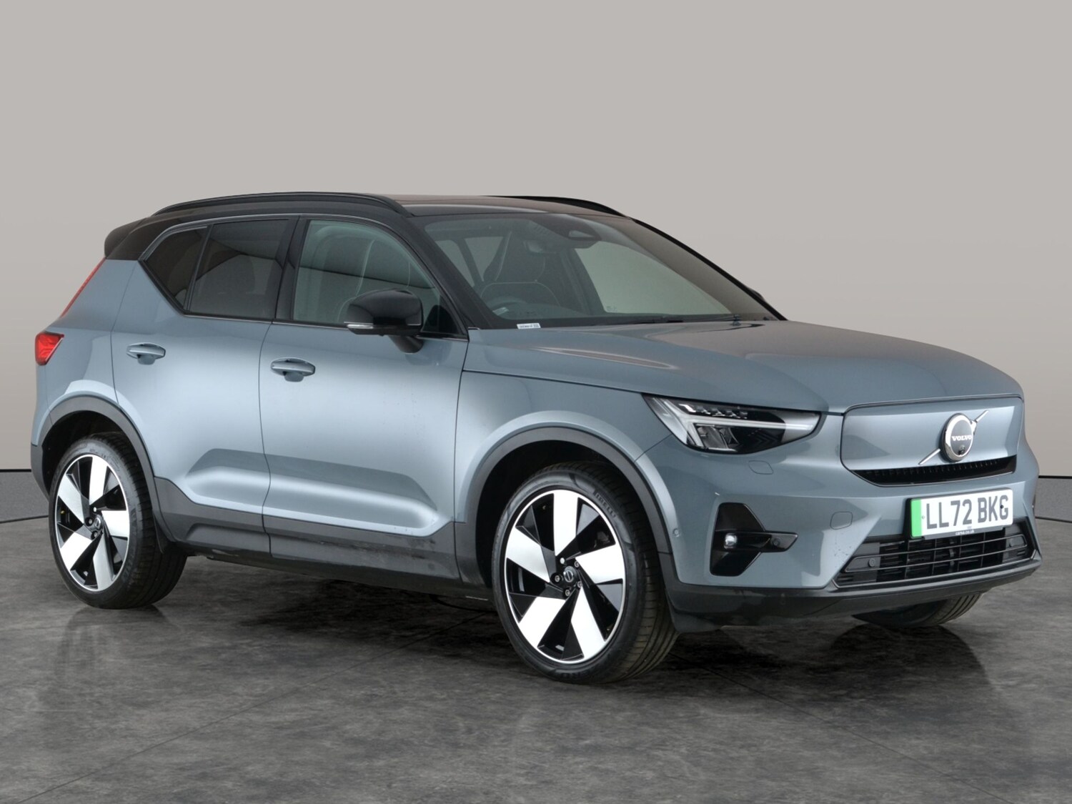 Used Volvo XC40 2022 for sale - 77393748: Photo 9