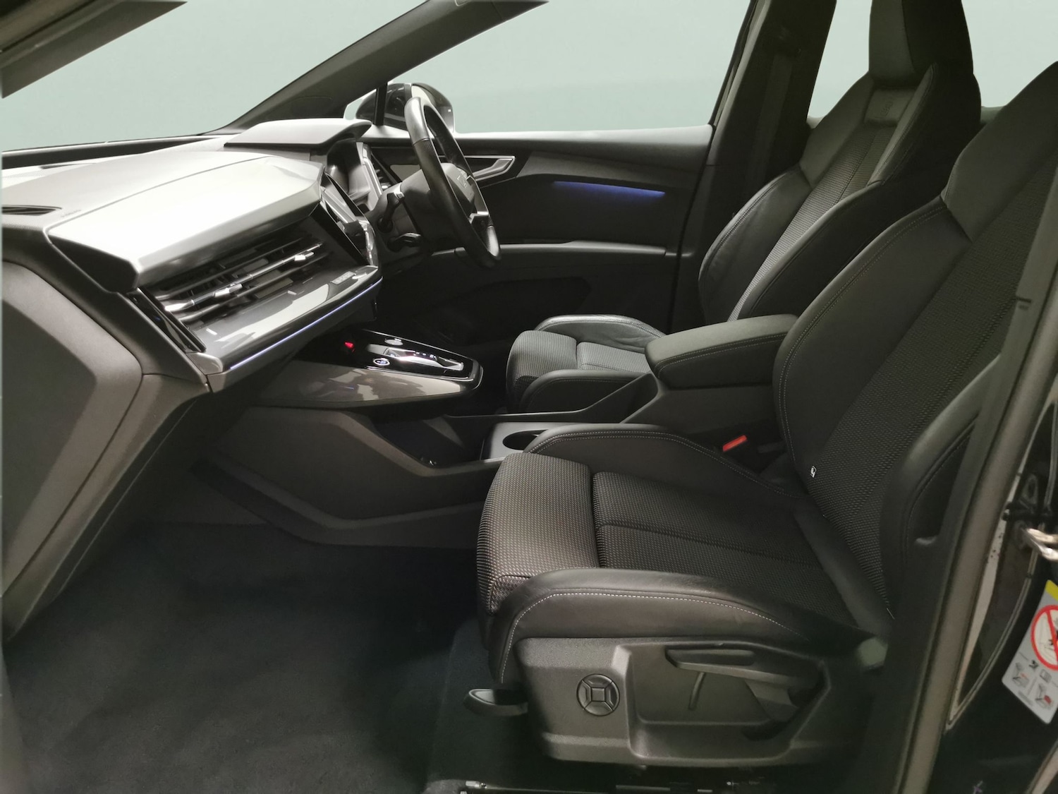 Used Audi Q4 e-tron 2022 for sale - 77980721: Photo 4